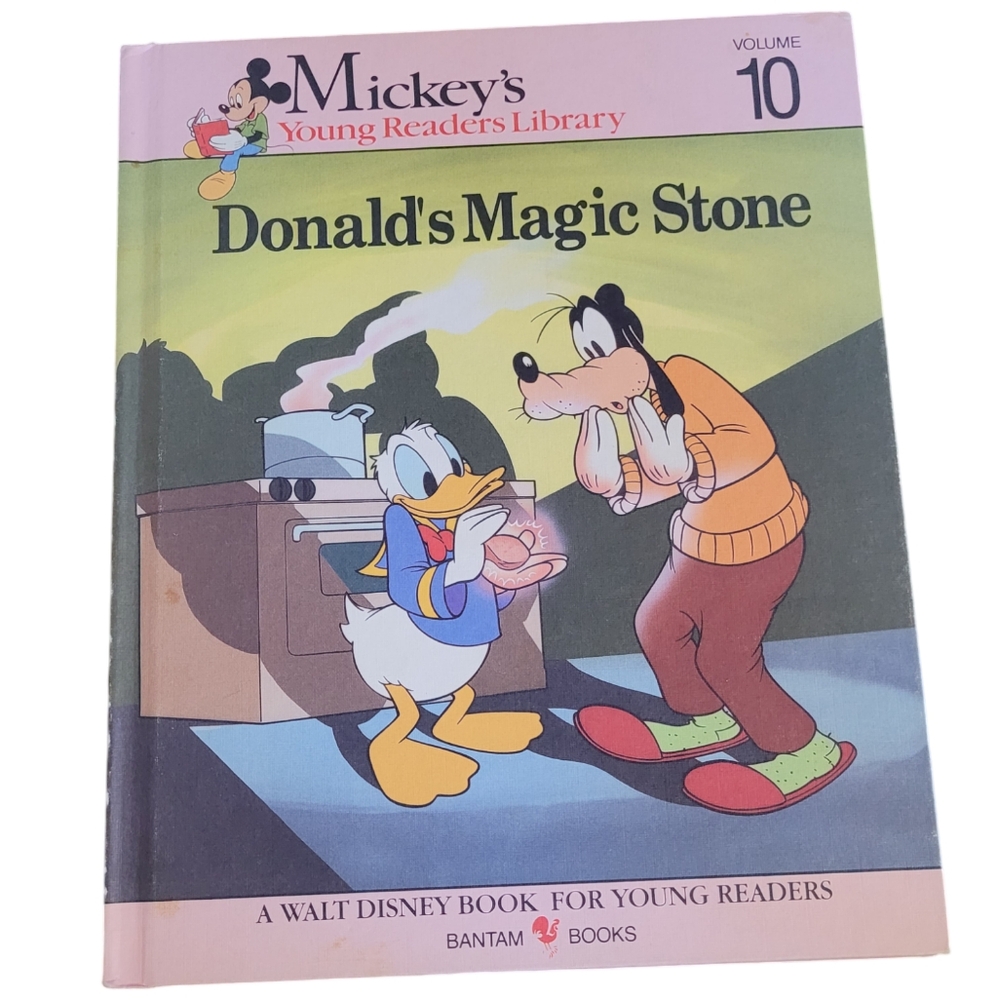 Mickey's Young Readers Library- Volume 10- Donald's Magic Show- 1990